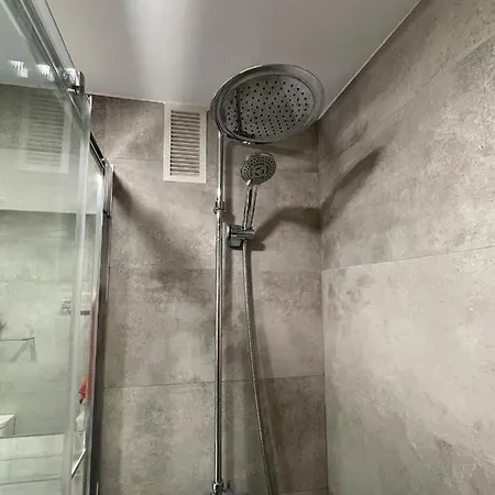 Oasis-real-apartment Beautiful Modern With Pool And Near The Apartment Benalmadena
