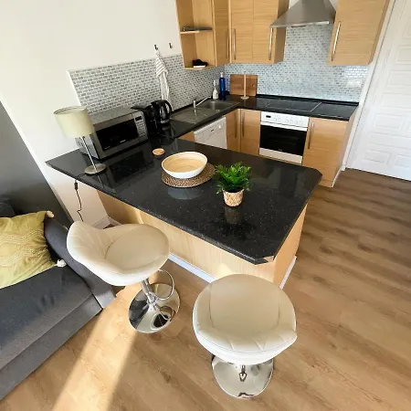 Apartment Oasis-real-apartment Beautiful Modern With Pool And Near The Benalmadena